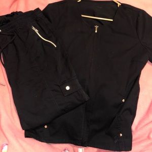 Jaanuu Scrub Set in Large